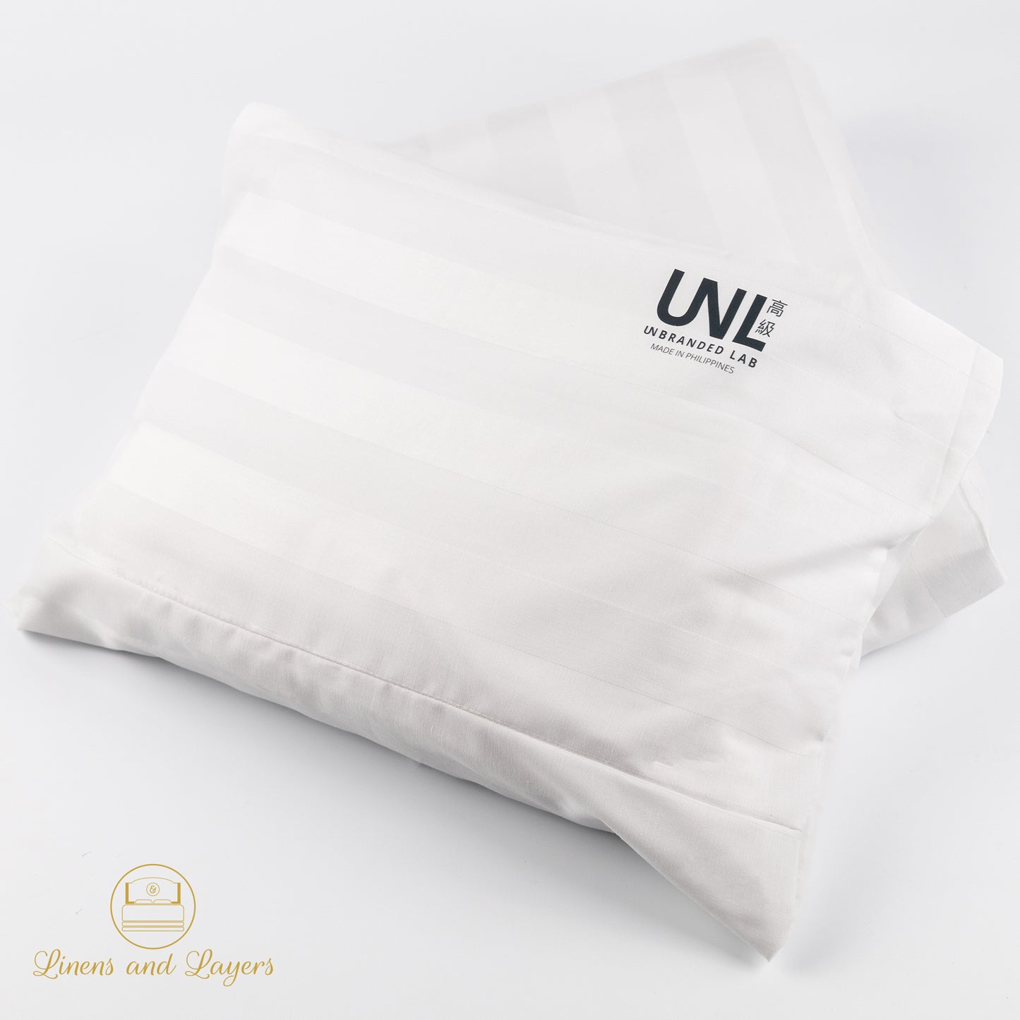 Unbranded Lab Bedding Set / Fitted Sheet / Bed Sheet / White Stripes Sheet with Pillowcase - 250 Thread Count